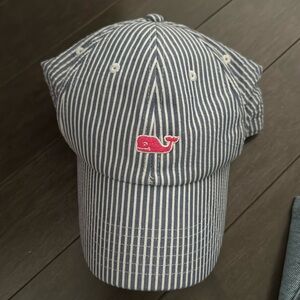 Vineyard vines hat